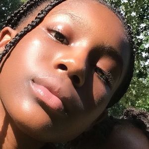 Meet your Posher, Danelle